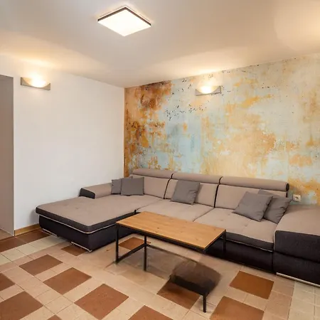 5 Elements Villa Gostinjac