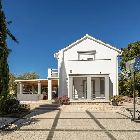 5 Elements * Gostinjac