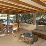 5 Elements Villa *