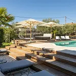 5 Elements Villa *